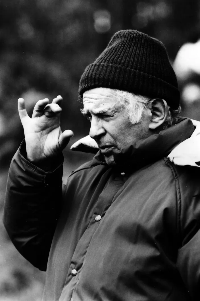 Mailer directing on the Provincetown set of Tough Guys Don’t Dance, 1986
